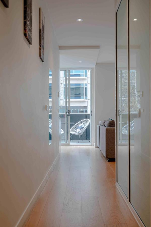 Absolute Collins Apartments Melbourne Luaran gambar